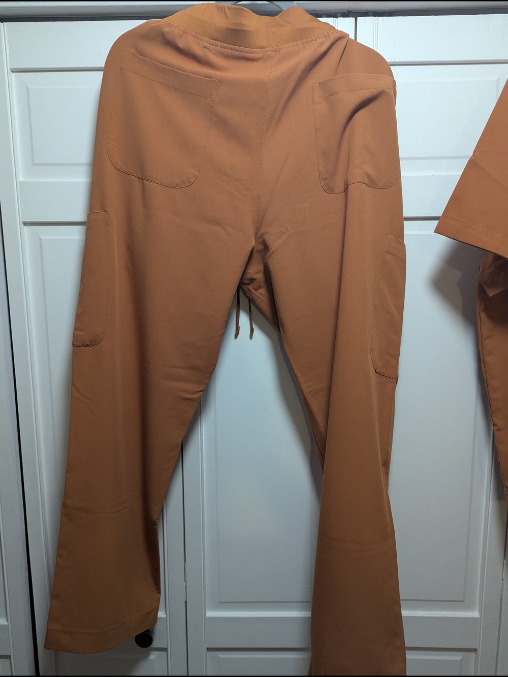 Mandala Men's V-Neck Short Sleeve Top in Rust - Picture 6 of 6